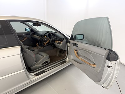 Lot 112 - 2002 BMW 325Ci