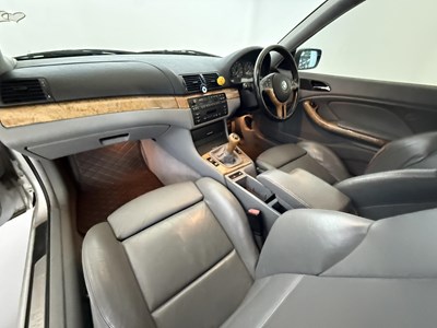 Lot 112 - 2002 BMW 325Ci