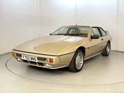 Lot 12 - 1989 Lotus Excel SE