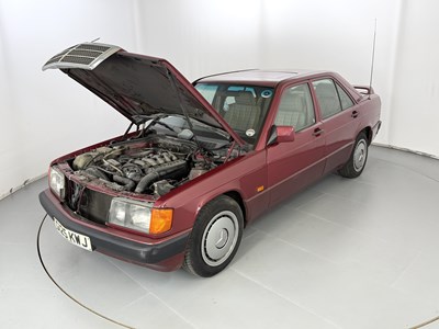 Lot 88 - 1989 Mercedes-Benz 190D