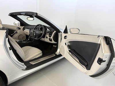 Lot 34 - 2005 Mercedes-Benz SLK200