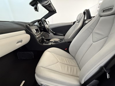 Lot 34 - 2005 Mercedes-Benz SLK200