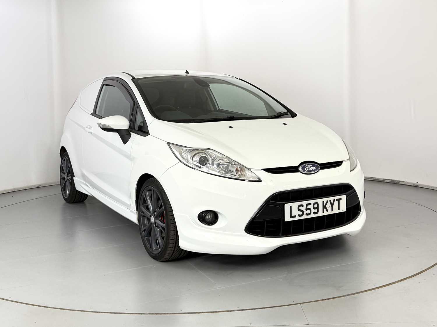 Lot 161 - 2009 Ford Fiesta Sport Van