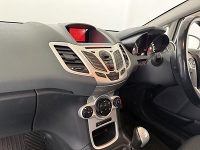 Lot 161 - 2009 Ford Fiesta Sport Van
