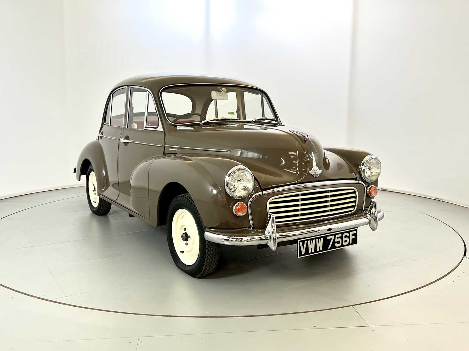 Lot 112 - 1968 Morris 1000 Saloon