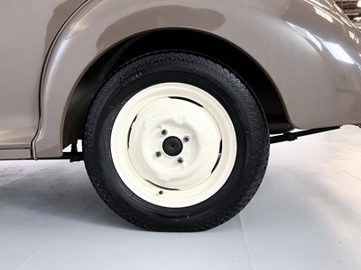 Lot 112 - 1968 Morris 1000 Saloon