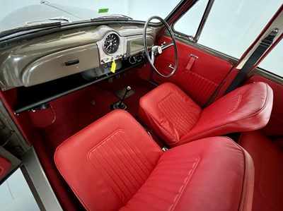 Lot 112 - 1968 Morris 1000 Saloon