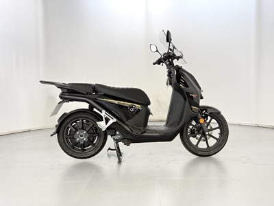 Lot 171 - 2025 VMOTO CPX Pro