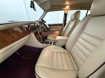 Lot 9 - 1996 Bentley Brooklands