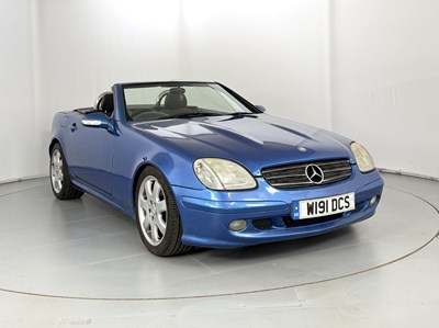 Lot 92 - 2000 Mercedes-Benz SLK320