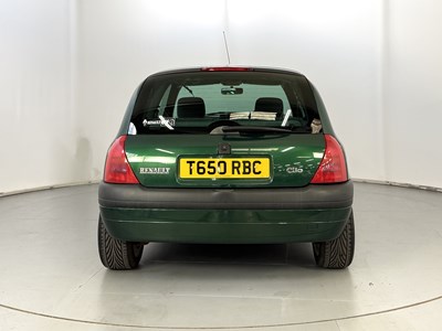 Lot 61 - 1999 Renault Clio - NO RESERVE