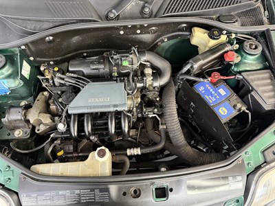 Lot 61 - 1999 Renault Clio - NO RESERVE
