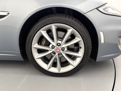 Lot 86 - 2013 Jaguar XK 5.0 Portfolio