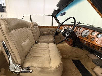 Lot 38 - 1968 Bentley T1 Drophead Coupe