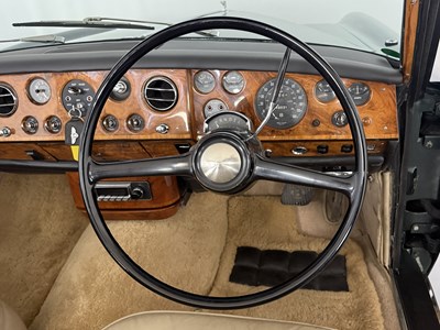Lot 38 - 1968 Bentley T1 Drophead Coupe