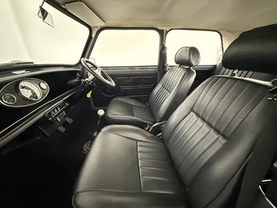 Lot 30 - 1990 Austin Mini