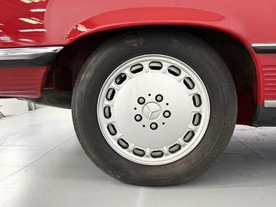 Lot 119 - 1988 Mercedes-Benz 420SL