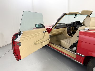 Lot 119 - 1988 Mercedes-Benz 420SL