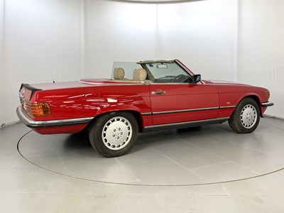 Lot 119 - 1988 Mercedes-Benz 420SL