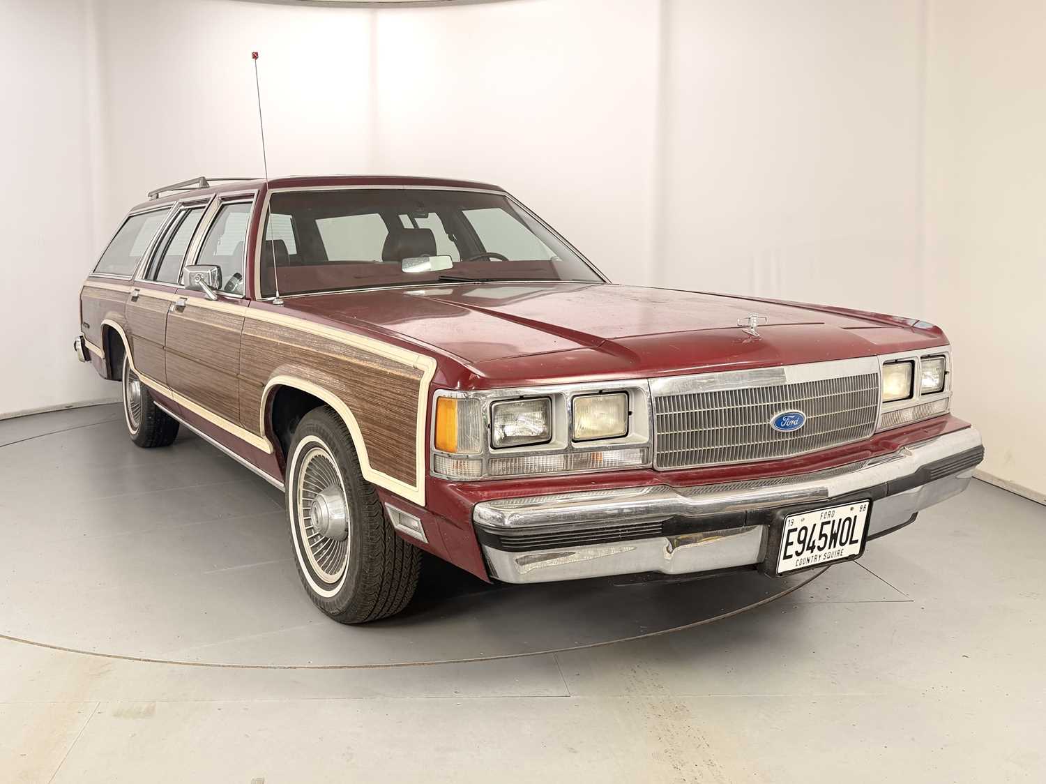 Lot 31 - 1988 Ford LTD Country Squire - NO RESERVE