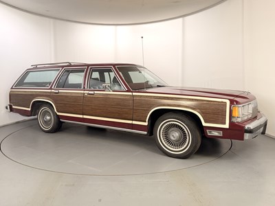 Lot 31 - 1988 Ford LTD Country Squire - NO RESERVE