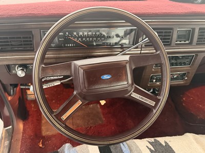 Lot 31 - 1988 Ford LTD Country Squire - NO RESERVE
