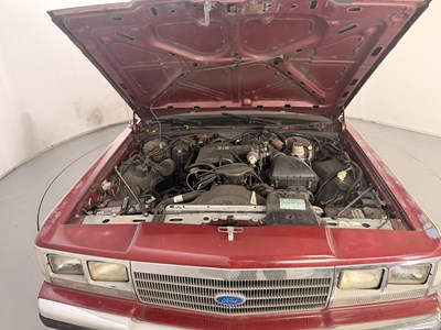 Lot 31 - 1988 Ford LTD Country Squire - NO RESERVE