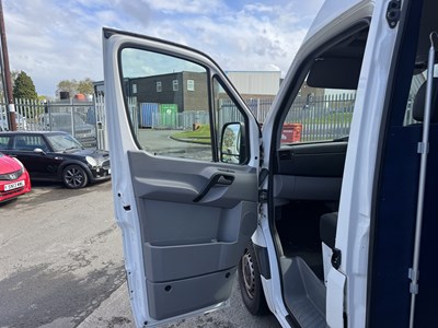 Lot 123 - 2014 Volkswagen Crafter Camper / Garage