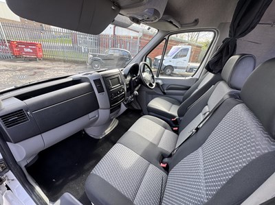 Lot 123 - 2014 Volkswagen Crafter Camper / Garage