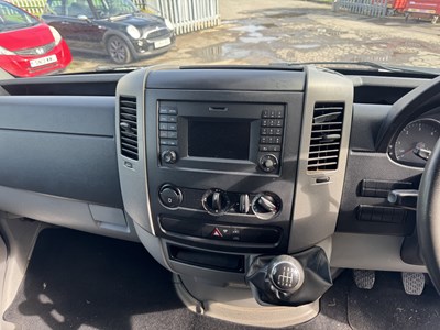 Lot 123 - 2014 Volkswagen Crafter Camper / Garage