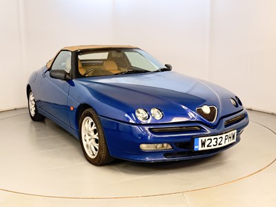 Lot 143 - 2000 Alfa Romeo Spider