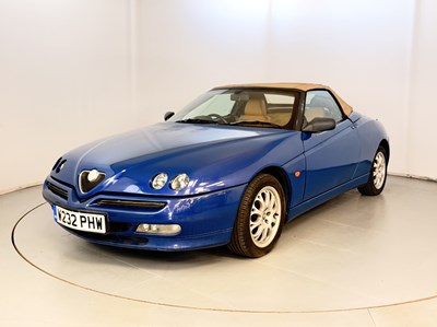 Lot 143 - 2000 Alfa Romeo Spider