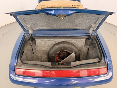 Lot 143 - 2000 Alfa Romeo Spider