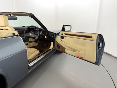 Lot 23 - 1988 Jaguar XJS