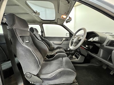 Lot 24 - 1991 Ford Fiesta RS Turbo