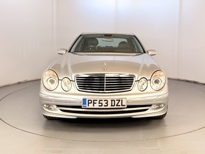 Lot 154 - 2004 Mercedes-Benz E320
