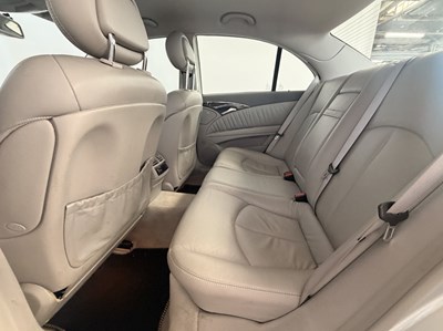 Lot 154 - 2004 Mercedes-Benz E320