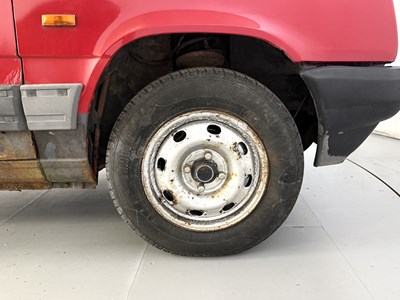 Lot 166 - 1988 Renault Extra Van