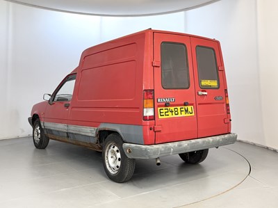 Lot 166 - 1988 Renault Extra Van