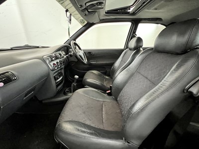 Lot 100 - 1998 Ford Escort GTI