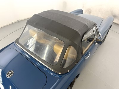 Lot 103 - 1973 MG Midget