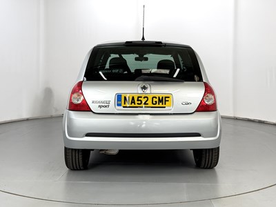 Lot 101 - 2003 Renault Clio 172