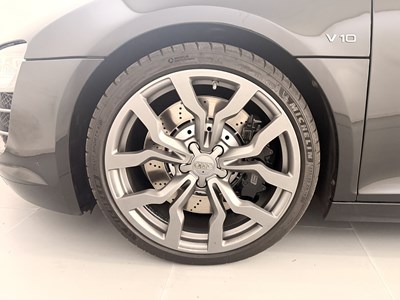Lot 99 - 2010 Audi R8