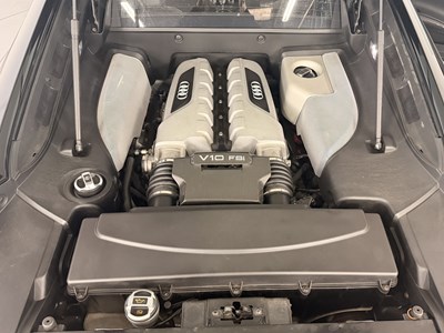 Lot 99 - 2010 Audi R8