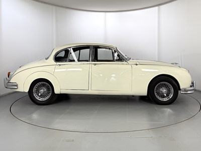 Lot 62 - 1960 Jaguar MK2