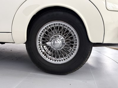 Lot 62 - 1960 Jaguar MK2