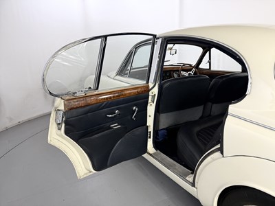 Lot 62 - 1960 Jaguar MK2