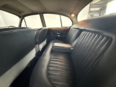 Lot 62 - 1960 Jaguar MK2