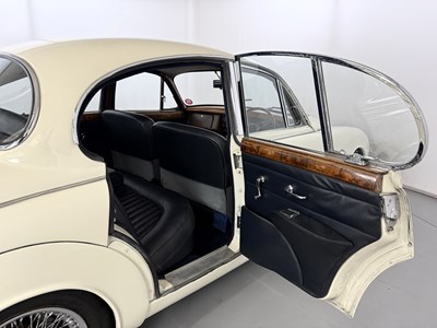 Lot 62 - 1960 Jaguar MK2