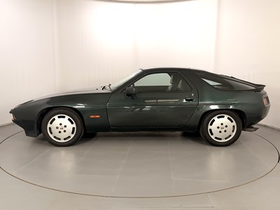 Lot 63 - 1984 Porsche 928S